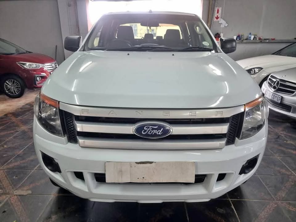 2016 Ford Ranger 2.2TDCi XLS Double-Cab Manual 94000km Mechanically Perfect wit Service Book