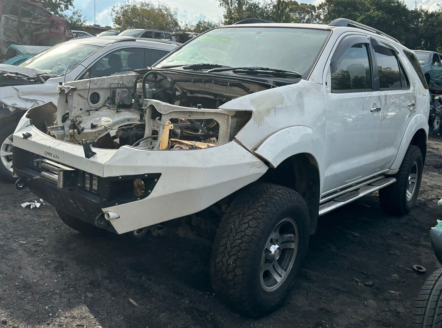 2013 4X4 TOYOTA FORTUNER #1KD FOR STRIPPING - Private Seller 2013 4X4 TOYOTA FORTUNER #1KD FOR STRIPPING - Private Seller