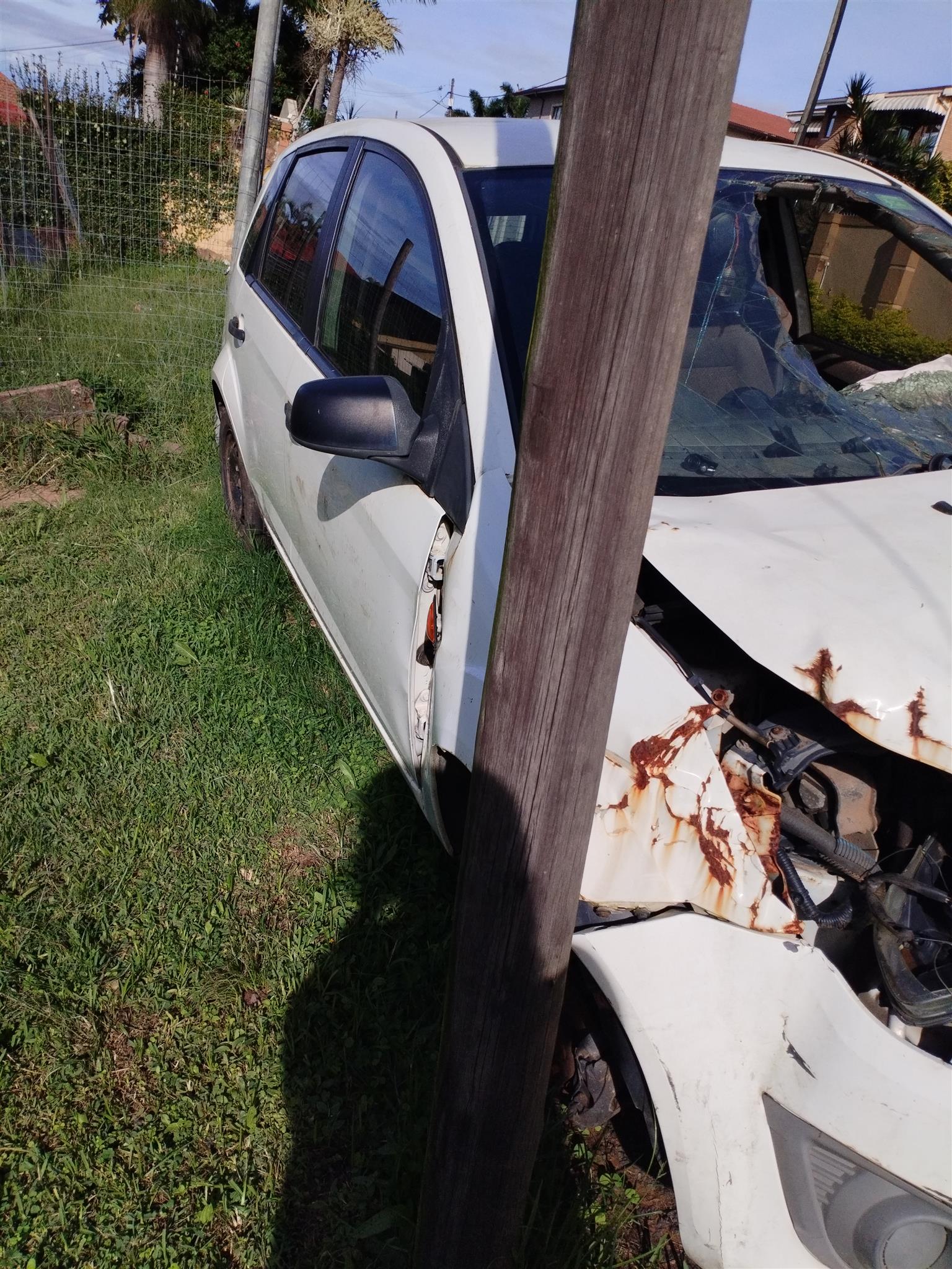 Accident damaged Ford Figo for sale - Private Seller