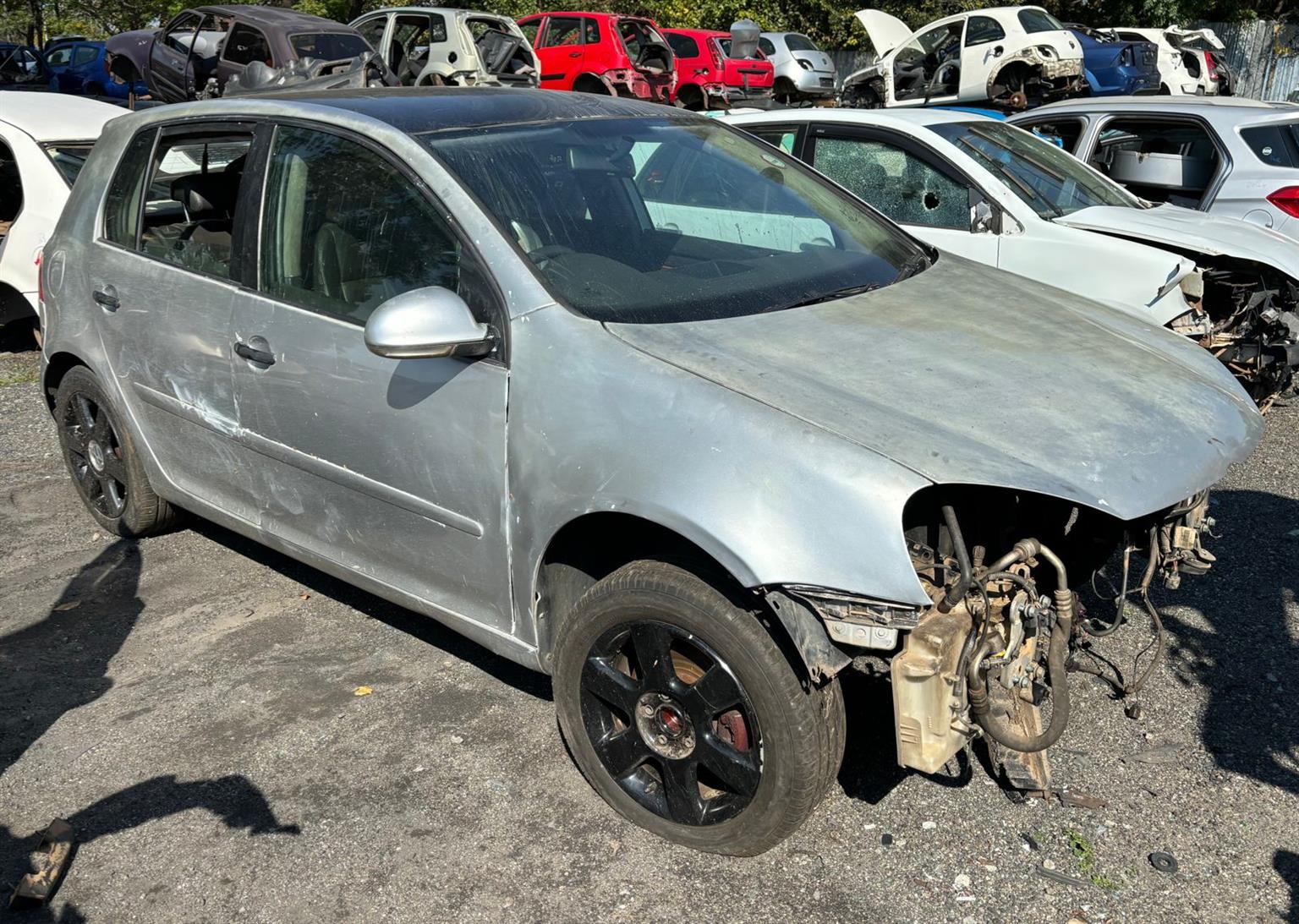 2008 1.6LT VW GOLF 5 #BGU FOR STRIPPING - Private Seller 2008 1.6LT VW GOLF 5 #BGU FOR STRIPPING - Private Seller