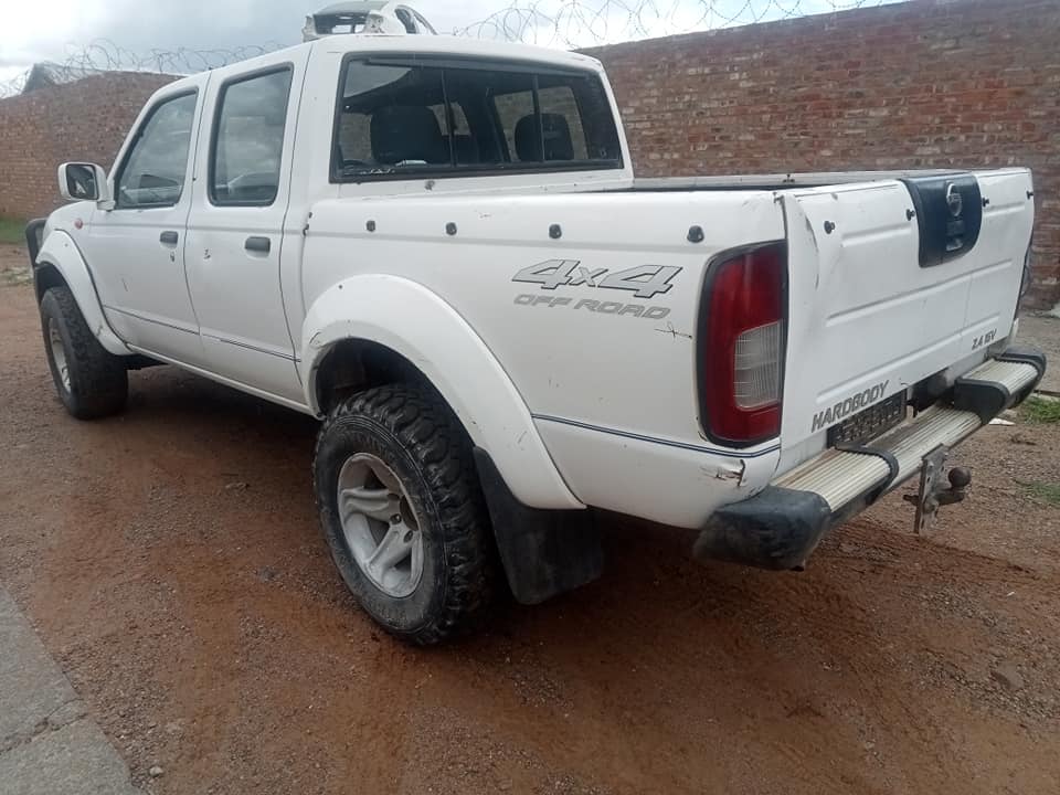 Nissan Hardbody 4x4 Stripping - Private Seller Nissan Hardbody 4x4 Stripping - Private Seller