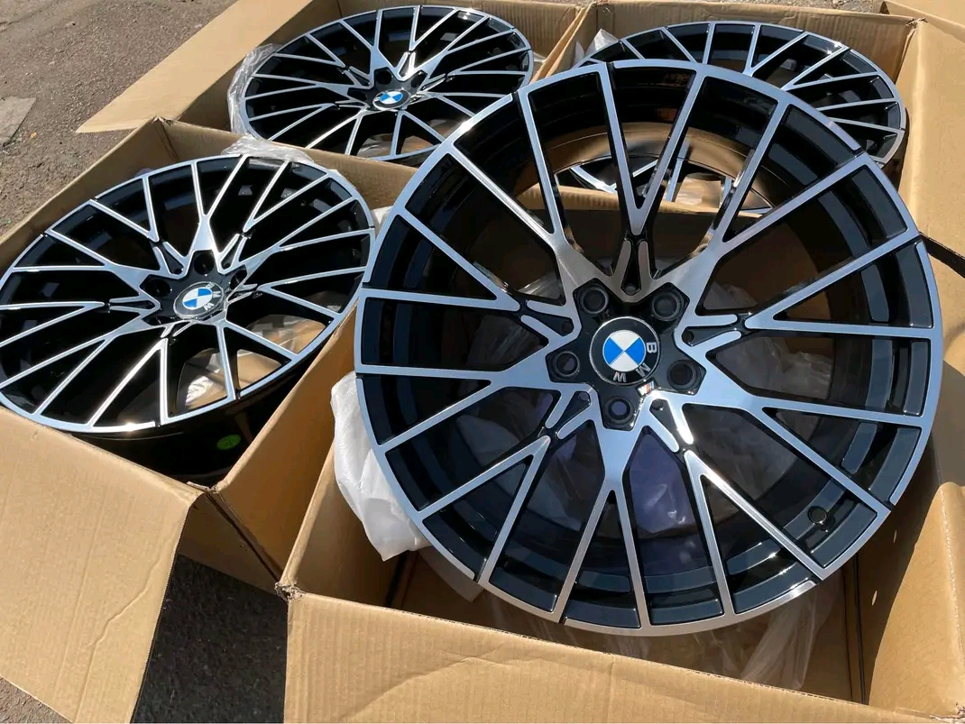 Bmw mags size 19 set brand new pcd 5/120 - Private Seller Bmw mags size 19 set brand new pcd 5/120 - Private Seller