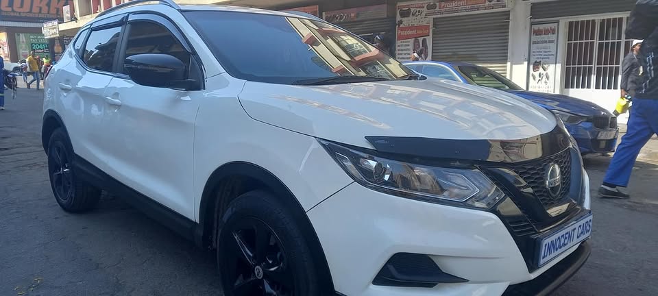 USED 2020 NISSAN QASHQAI 1.6 TUBOR AUTOMATIC, WHITE COLOUR, 49000KM