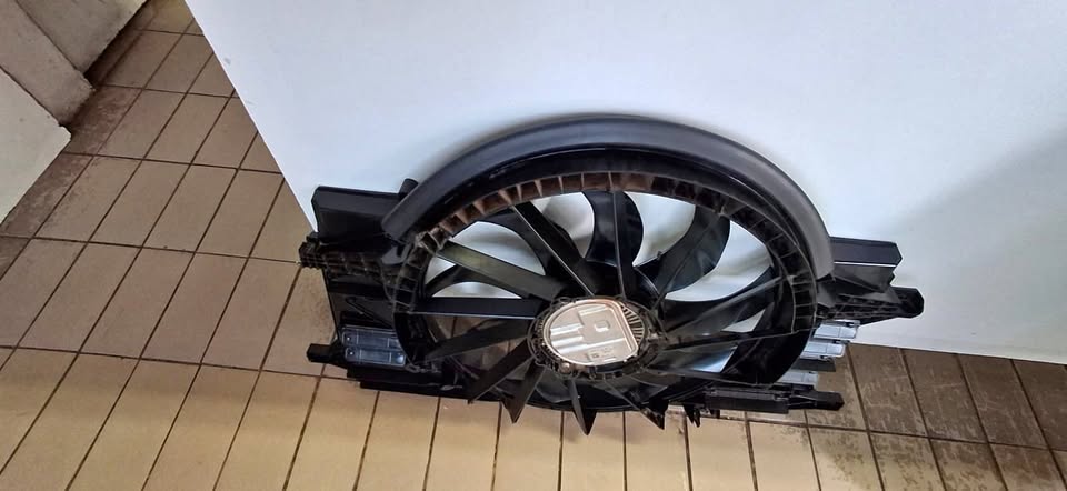 2023 FORD RANGER T9 RADIATOR FAN IN GOOD CONDITION FOR SALE - Private Seller 2023 FORD RANGER T9 RADIATOR FAN IN GOOD CONDITION FOR SALE - Private Seller