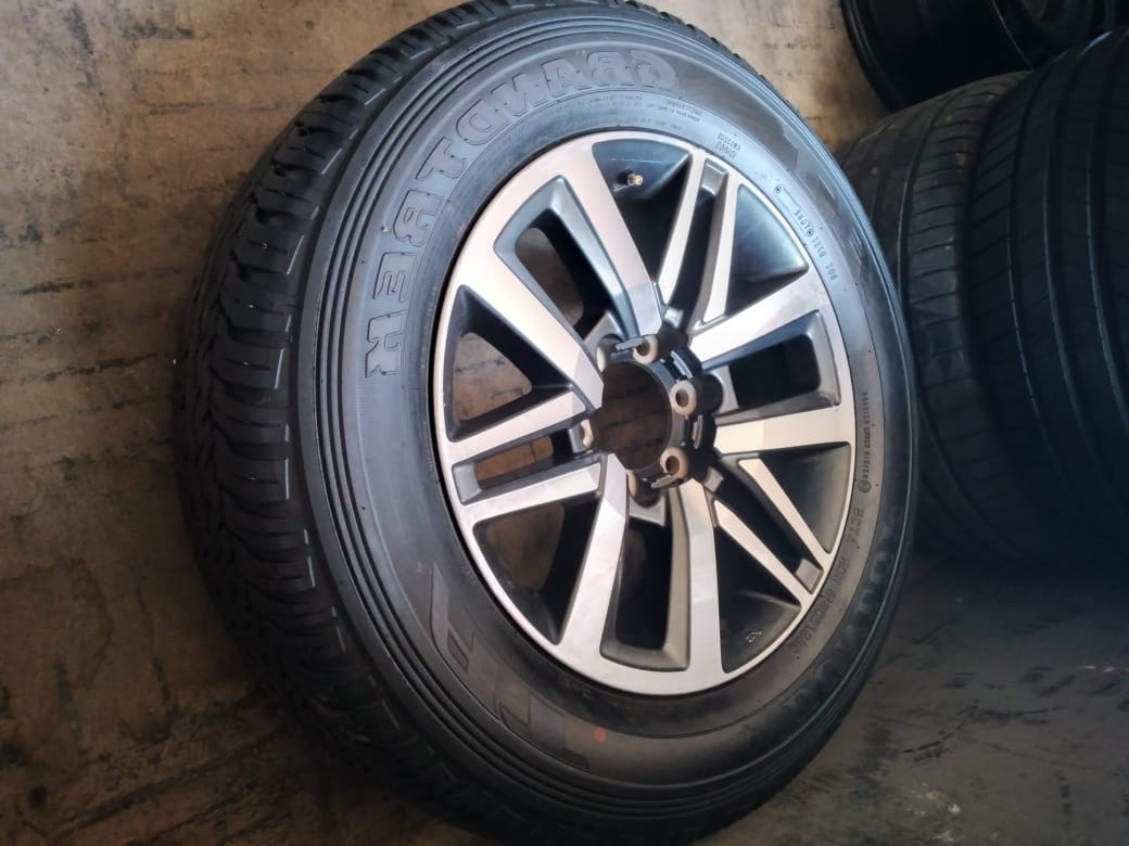 18 inch Toyota Hilux/Fortuner original mag with brand new 265/60/18 Dunlop Grand - Private Seller 18 inch Toyota Hilux/Fortuner original mag with brand new 265/60/18 Dunlop Grand - Private Seller