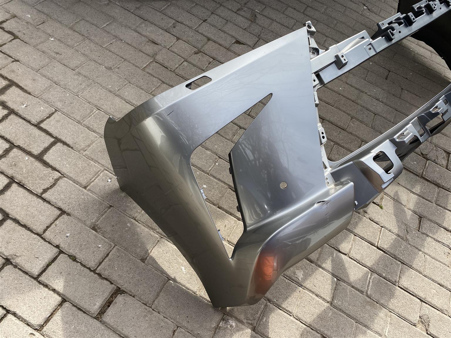 2019 LEXUS LX570 FRONT BUMPER FOR SALE. IN PRISTINE CONDITION