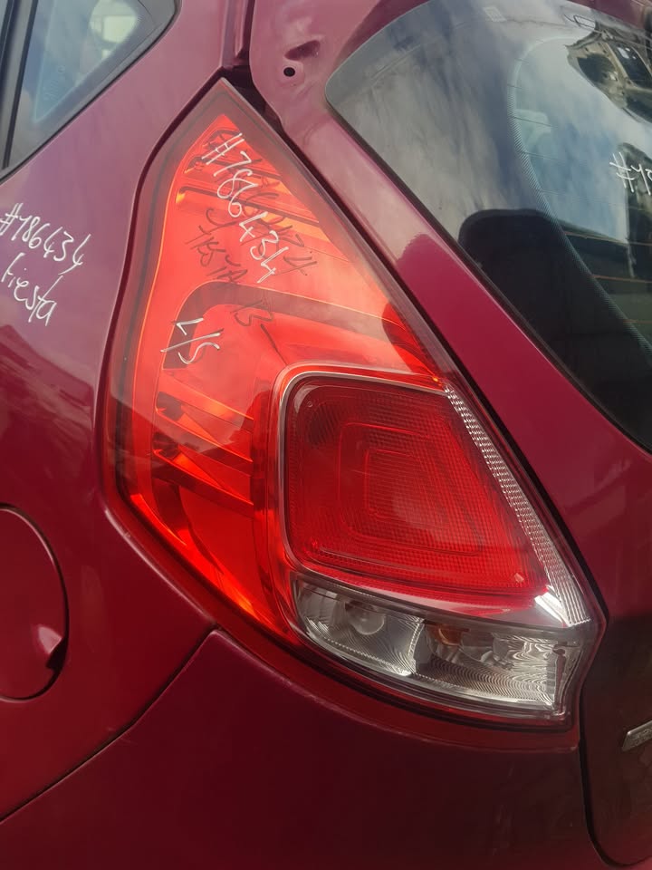 ford fiesta 2015 Taillamps - Private Seller ford fiesta 2015 Taillamps - Private Seller
