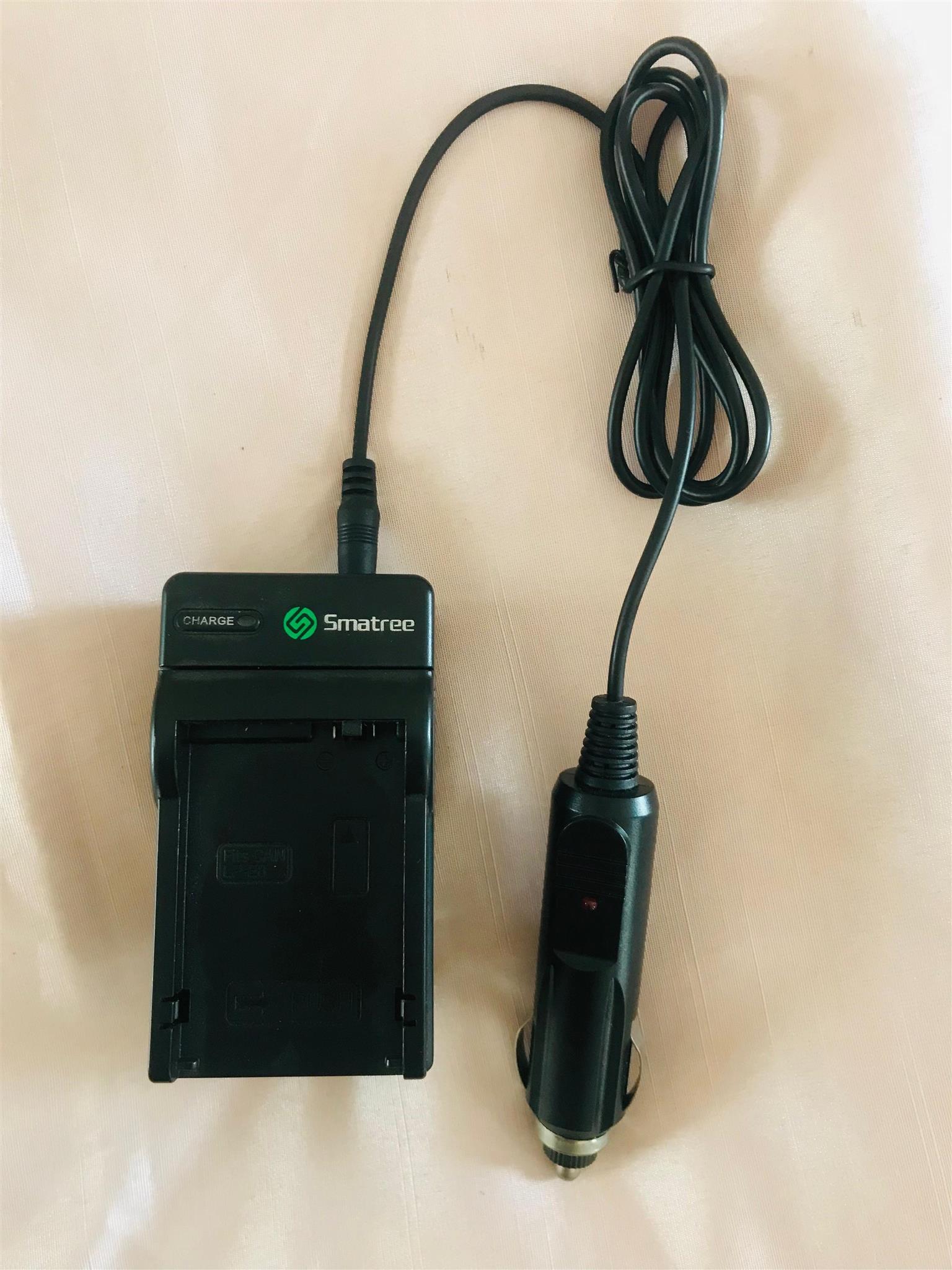 Smatree car charger for LP-E8 batteries for Canon 550D, 600D, 650D, 700D. Smatree car charger for LP-E8 batteries for Canon 550D, 600D, 650D, 700D.