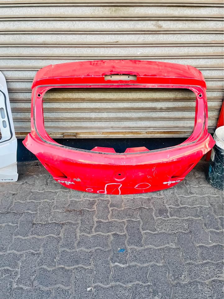 Opel Corsa E tailgate - Private Seller Opel Corsa E tailgate - Private Seller