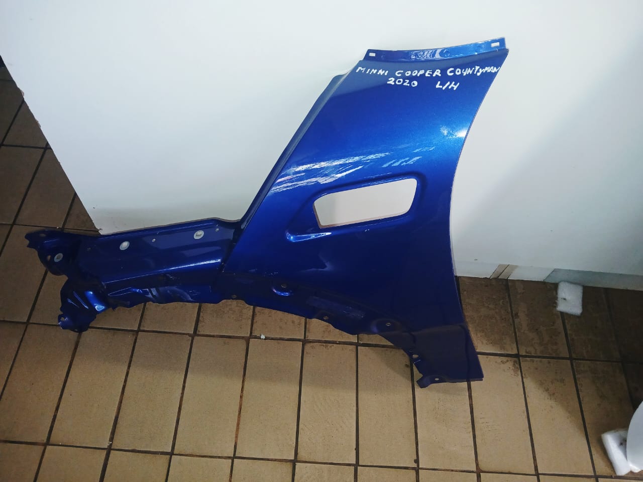 2016 MINI COOPER COUNTRYCLUB F54 FENDER FOR SALE - Private Seller 2016 MINI COOPER COUNTRYCLUB F54 FENDER FOR SALE - Private Seller