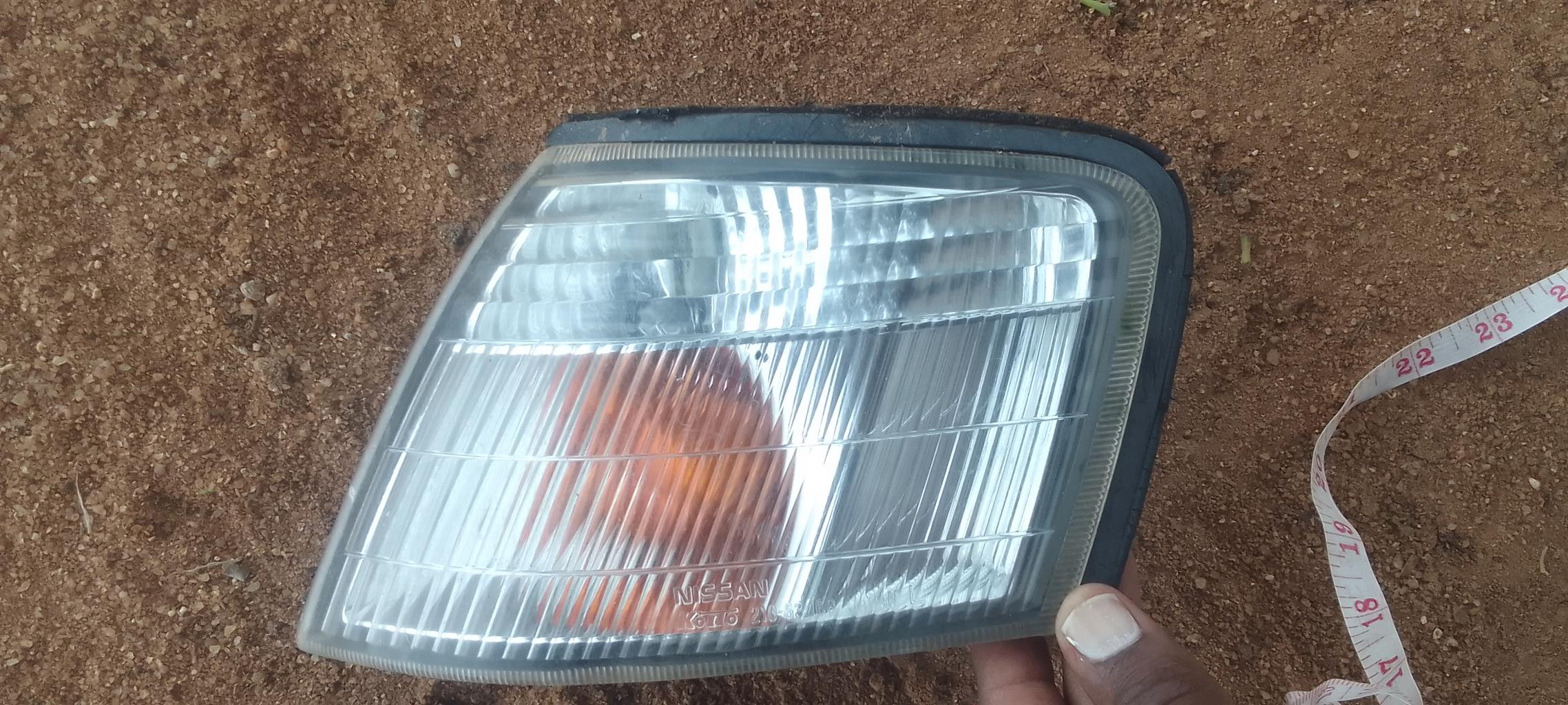 Indicator lamp for nissan primera - Private Seller