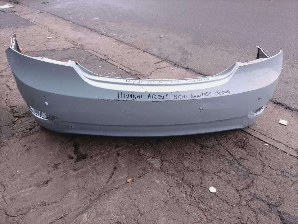Hyundai Accent Back Bumper Sedan - Private Seller Hyundai Accent Back Bumper Sedan - Private Seller