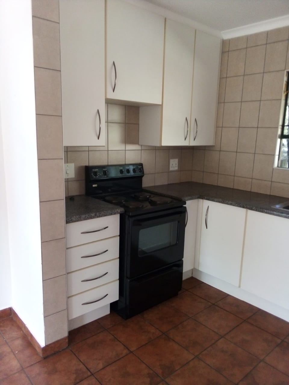 2 bedroom flat to let at Kaketoe road, Birch Acres, Kempton Park | Junk ...