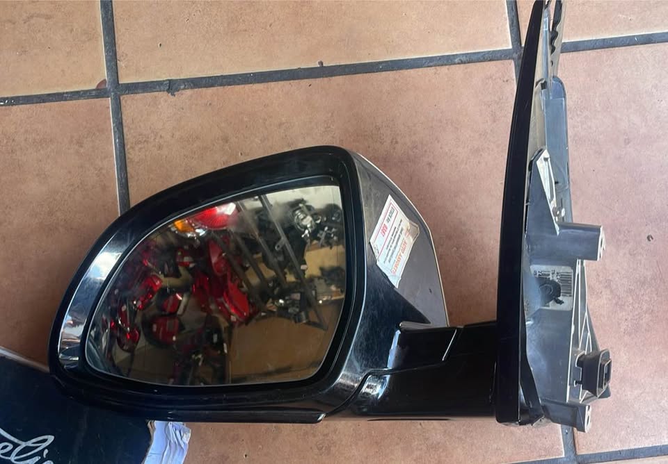 BMW X3 G01 side mirror - Private Seller BMW X3 G01 side mirror - Private Seller