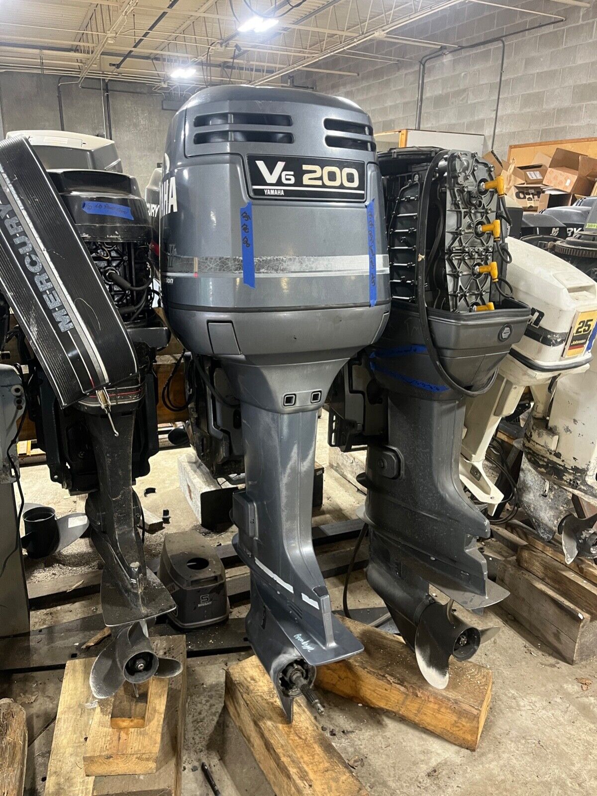 Yamaha Outboard Motors VF225 LA 225 HP Yamaha Outboard Motors VF200 LA 200 HP Ya
