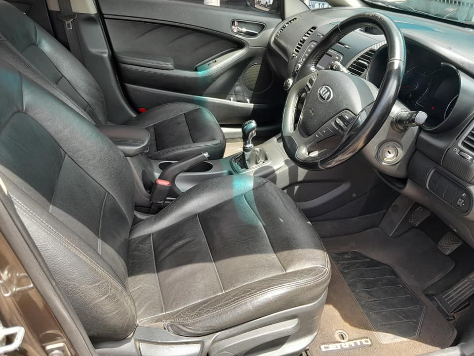 2015 KIA CERATO 1.6 HATCHBACK