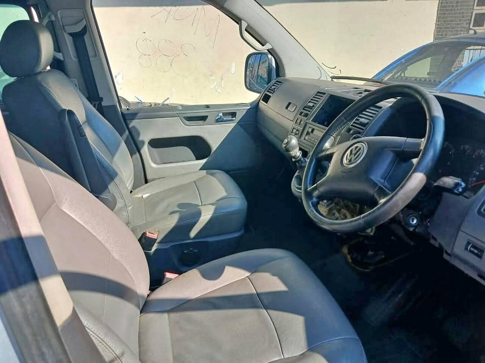 Vw T5 2.5 TDI STRIPPING FOR SPARES - Private Seller Vw T5 2.5 TDI STRIPPING FOR SPARES - Private Seller