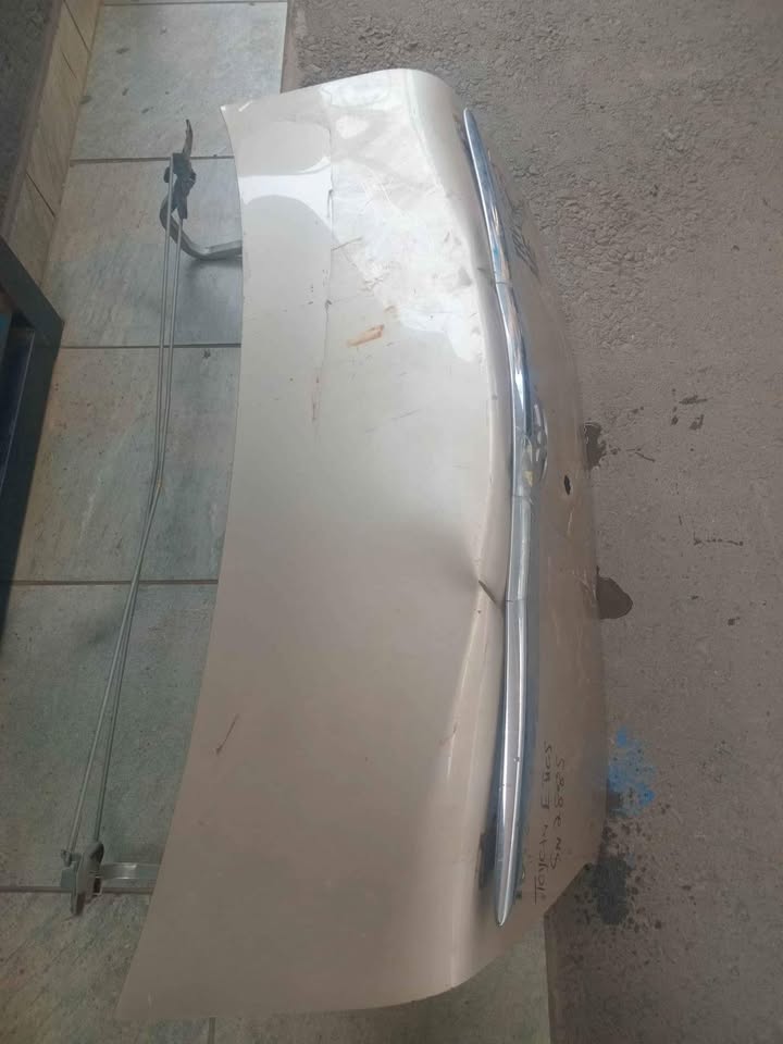Toyota etois bootlid for sale - Private Seller