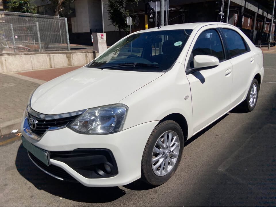 2018 Toyota Etios 1.5 manual