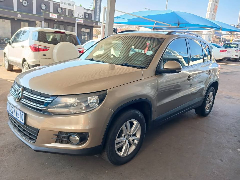 2014 VW TIGUAN 1.4 TSI BLUEMOTION Transmission: Manual Mileage Fueltype: Petrol Gold