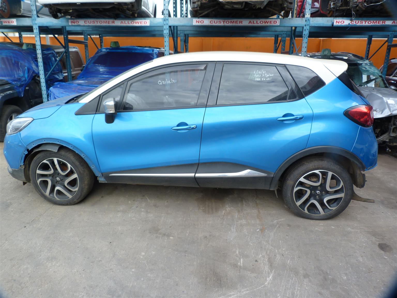 Renault Capture 900CC Turbo Dynamique Manual - 2016 - Private Seller Renault Capture 900CC Turbo Dynamique Manual - 2016 - Private Seller