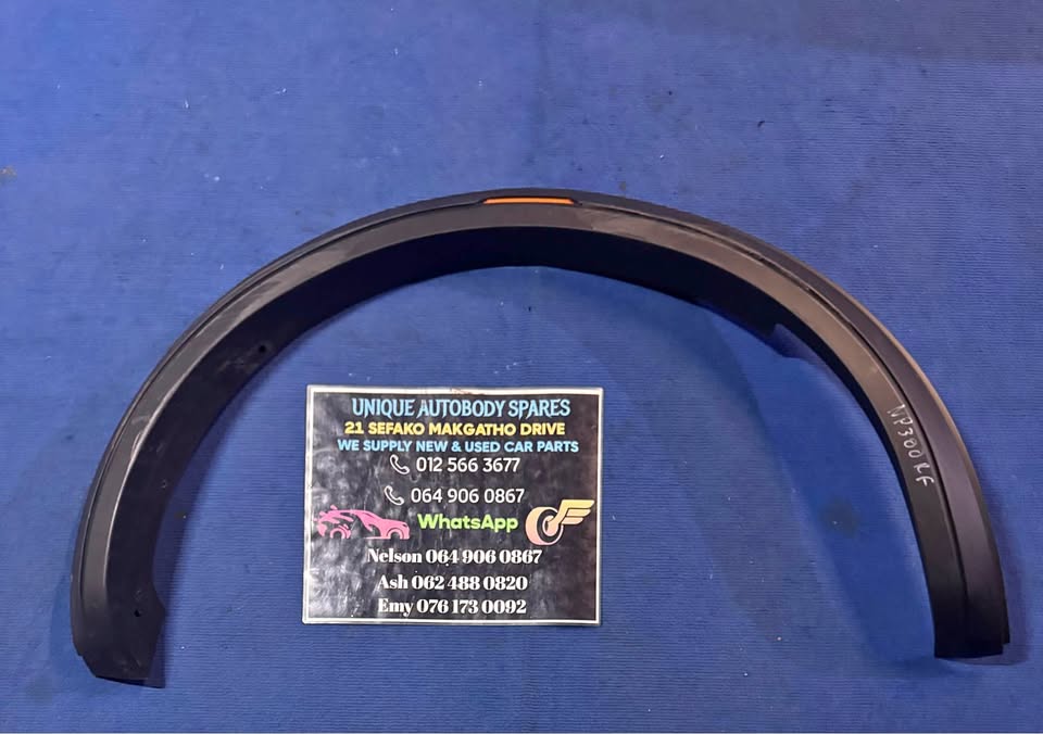Nissan NP300 Right Front Wheel Arch - Private Seller Nissan NP300 Right Front Wheel Arch - Private Seller