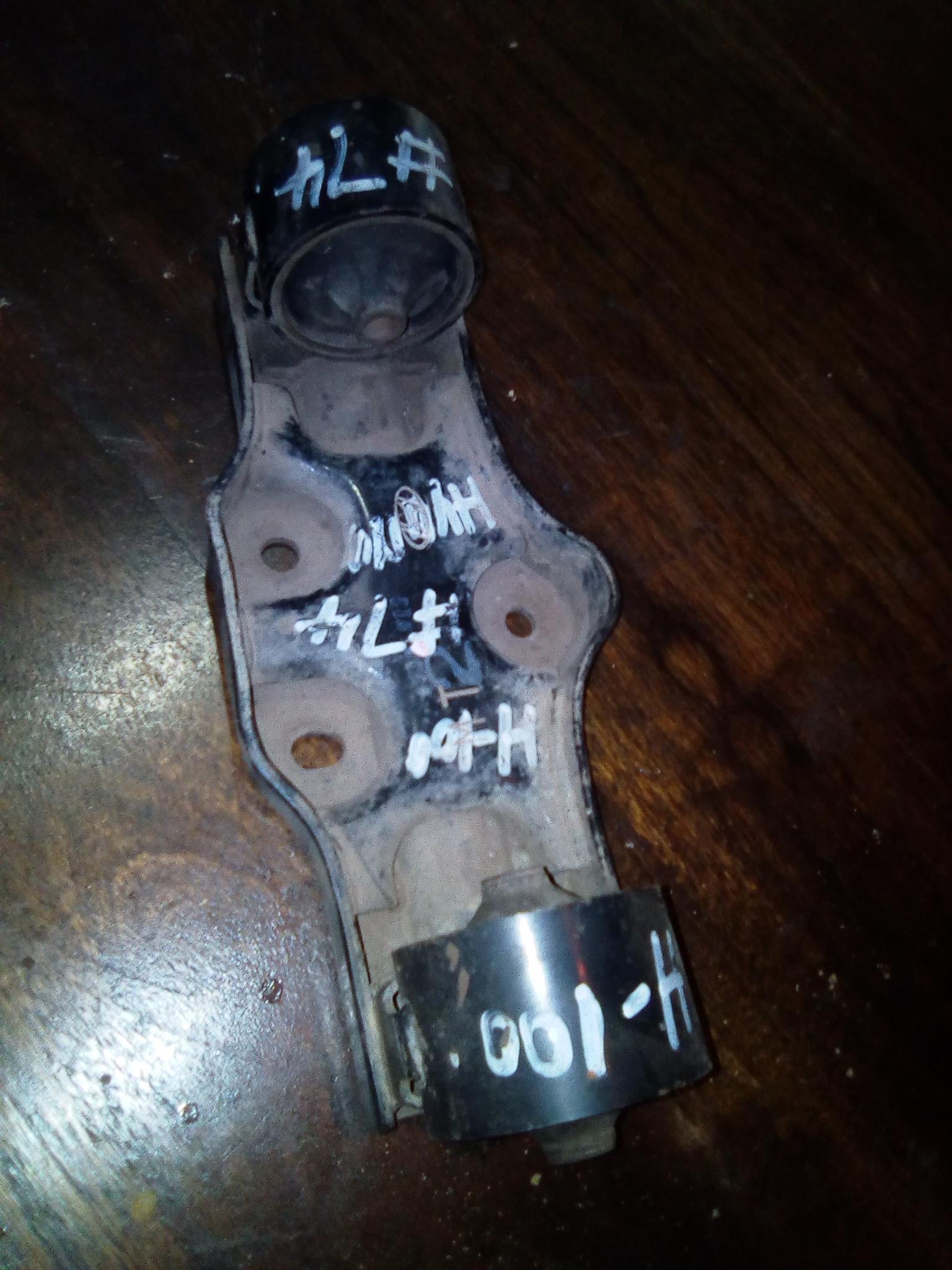 Hyundai h100 Gearbox Crossmember - Private Seller