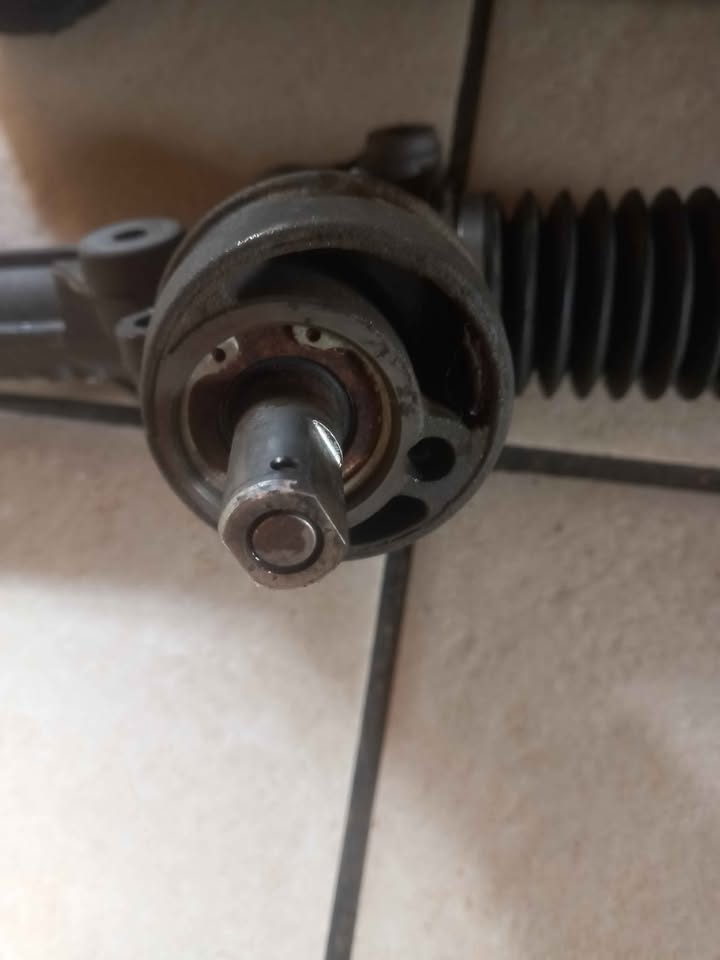 AUDI A4 B6/B7 STEERING RACK ORIGINAL - Private Seller