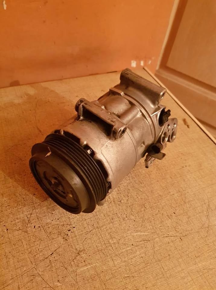 MERCEDES W245 OR W169 AIRCON PUMP FORSALE