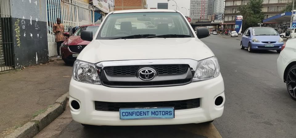 2012 TOYOTA HILUX 2.5 D4D  MANUAL DIESEL