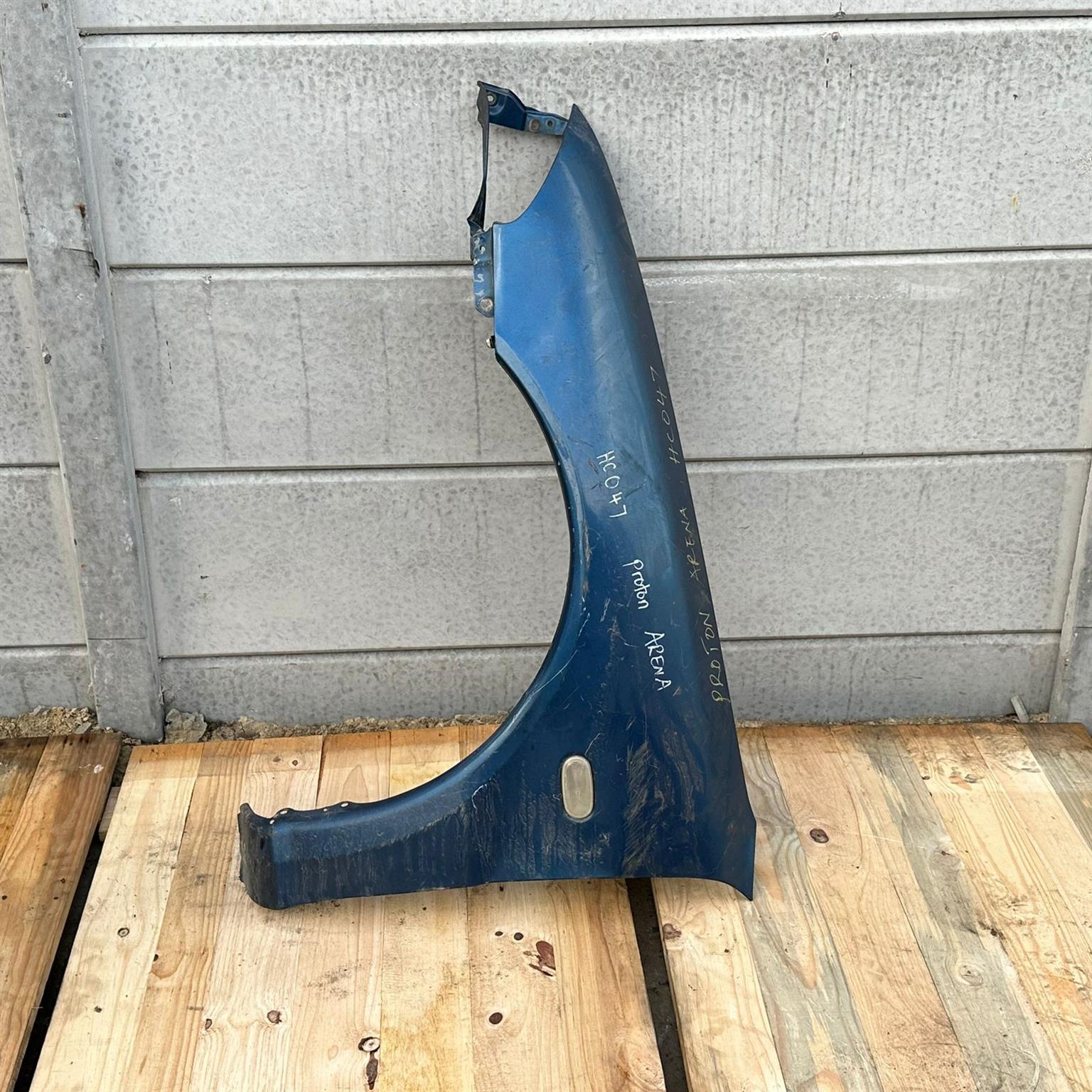 PROTON ARENA LEFT FENDER - BLUE HCCT - Private Seller PROTON ARENA LEFT FENDER - BLUE HCCT - Private Seller