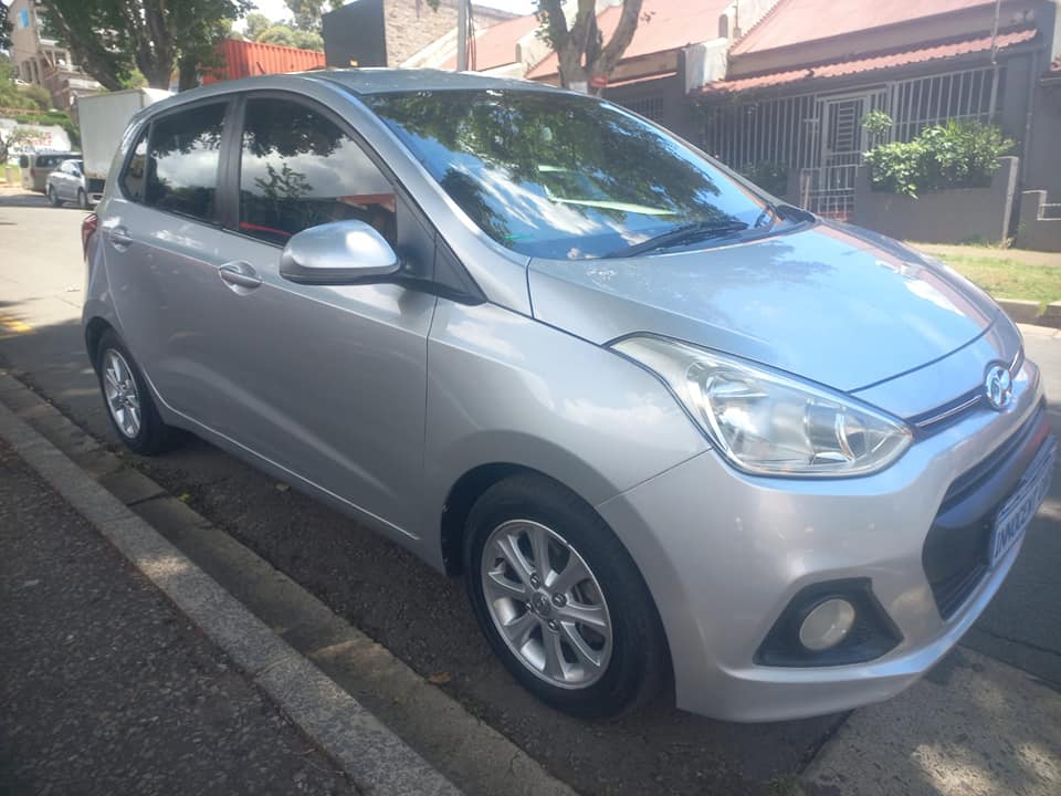 2015 HYUNDAI i10 GRAND 1.2 PETROL, MANUAL, SILVER COLOR, MILEAGE 80000KMS