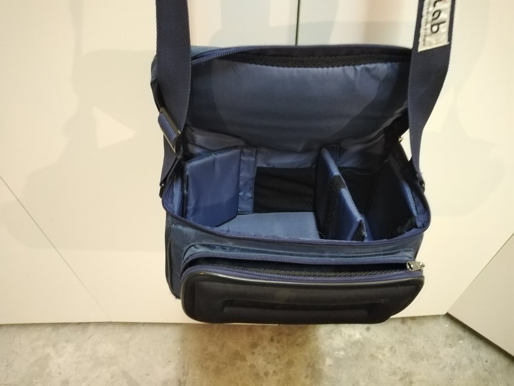 CAMERA OR VIDEO-CAMERA BAG