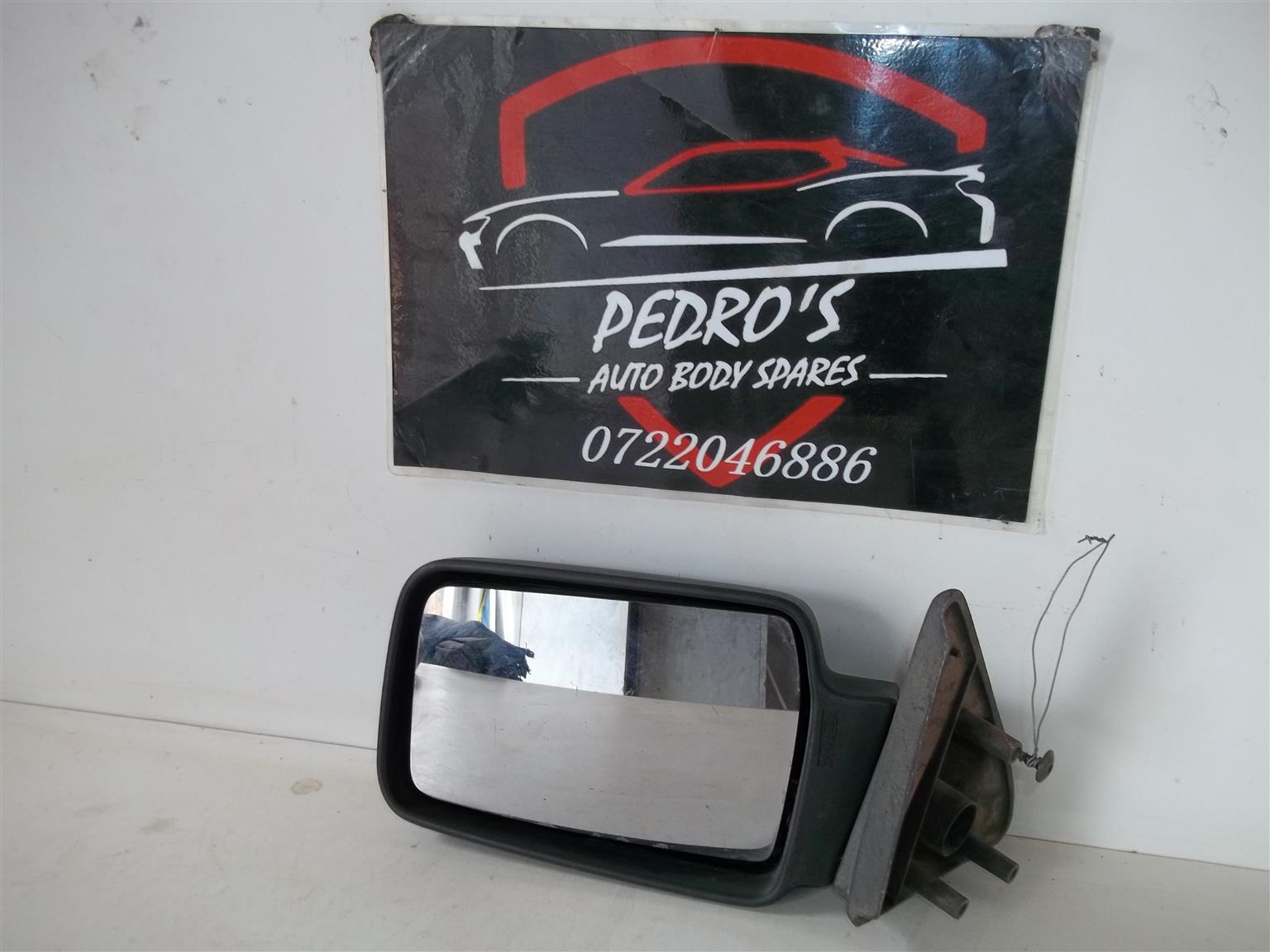 Ford Mondeo '90-'98 left mirrors (Manual) - Private Seller Ford Mondeo '90-'98 left mirrors (Manual) - Private Seller