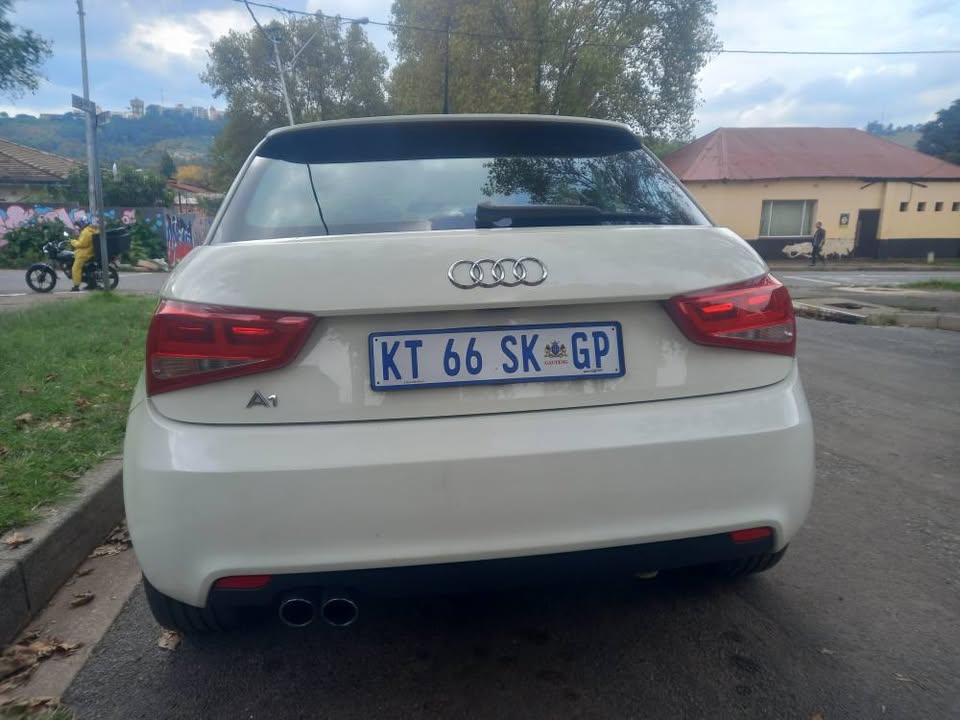 2012 AUDI A1 1.2 TFSI ATTRACTION AUTOMATIC, WHITE,