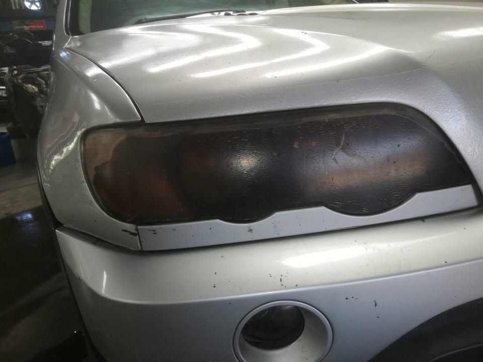 BMW X5  2001 HEADLIGHT L+R FOR SALE - Private Seller