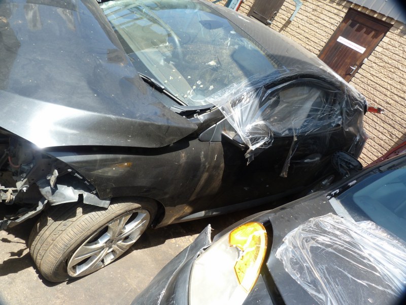 Renault Megane III 1.4T Dynamique Manual Black - 2011 STRIPPING FOR SPARES - Private Seller