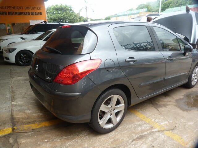 Peugeot 308 2010 - Private Seller Peugeot 308 2010 - Private Seller