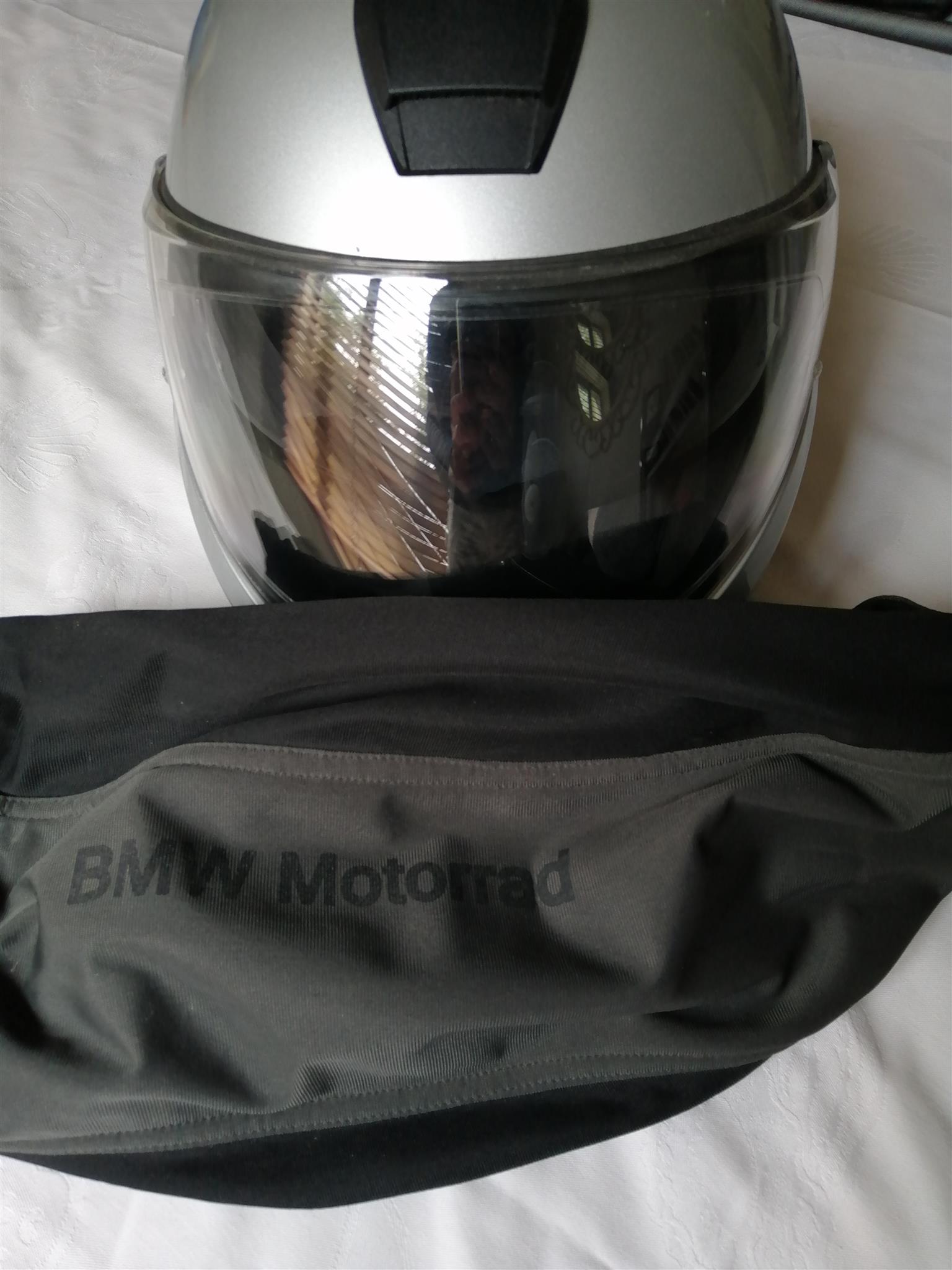 BMW system 5 helmet size 58 | Junk Mail
