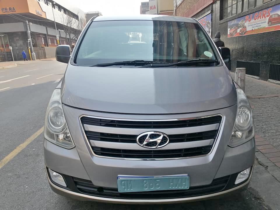 2016 Hyundai H1 Automatic DIESEL 108000KM 2016 Hyundai H1 Automatic DIESEL 108000KM