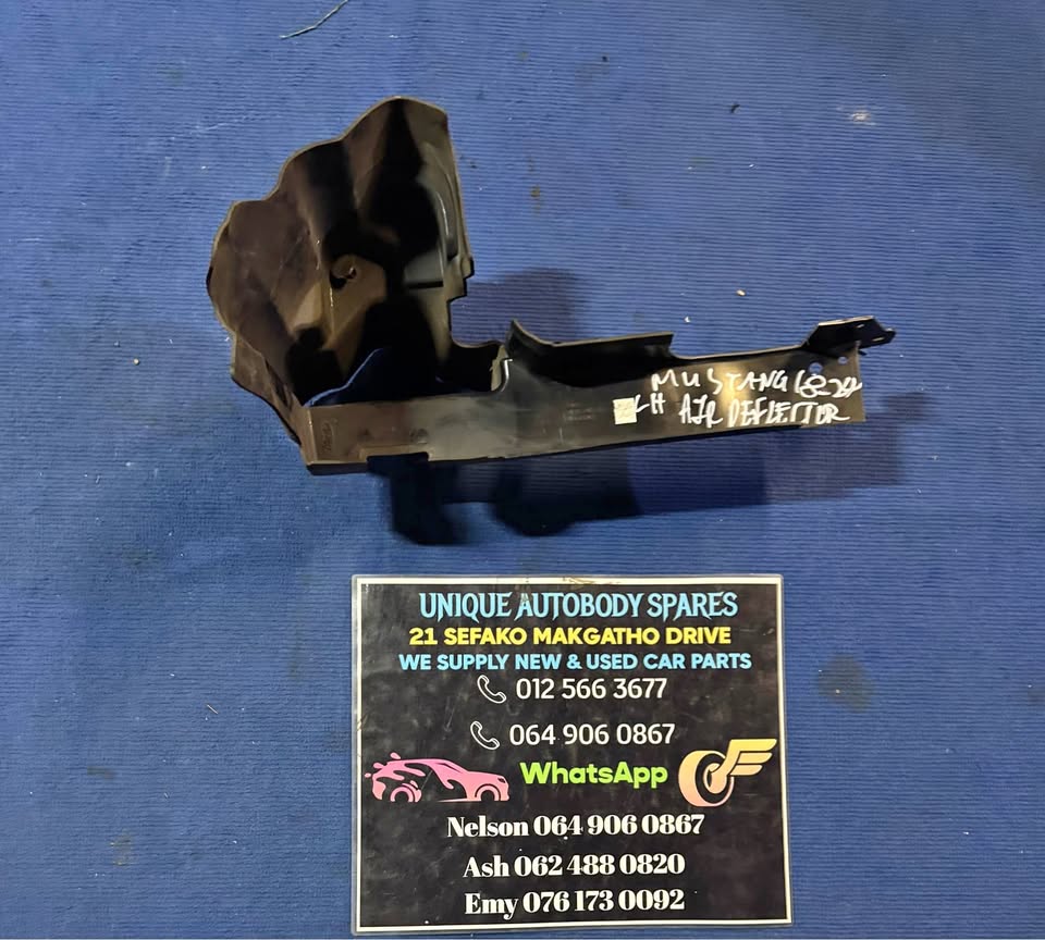 Ford Mustang Left Air Deflector - Private Seller Ford Mustang Left Air Deflector - Private Seller