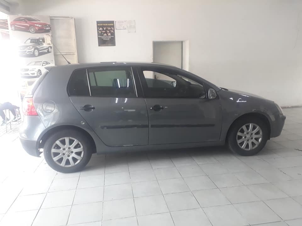 2009 VW Golf 5   2,0 Manual ,Diesel Grey, leather seats  108000km
