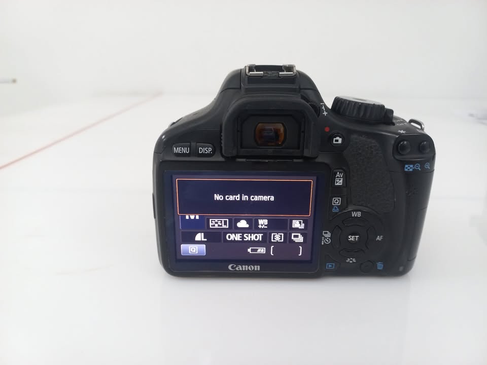 Canon EOS 550D Camera and Canon EF-S 17-85mm f/4-5.6 IS USM Lens