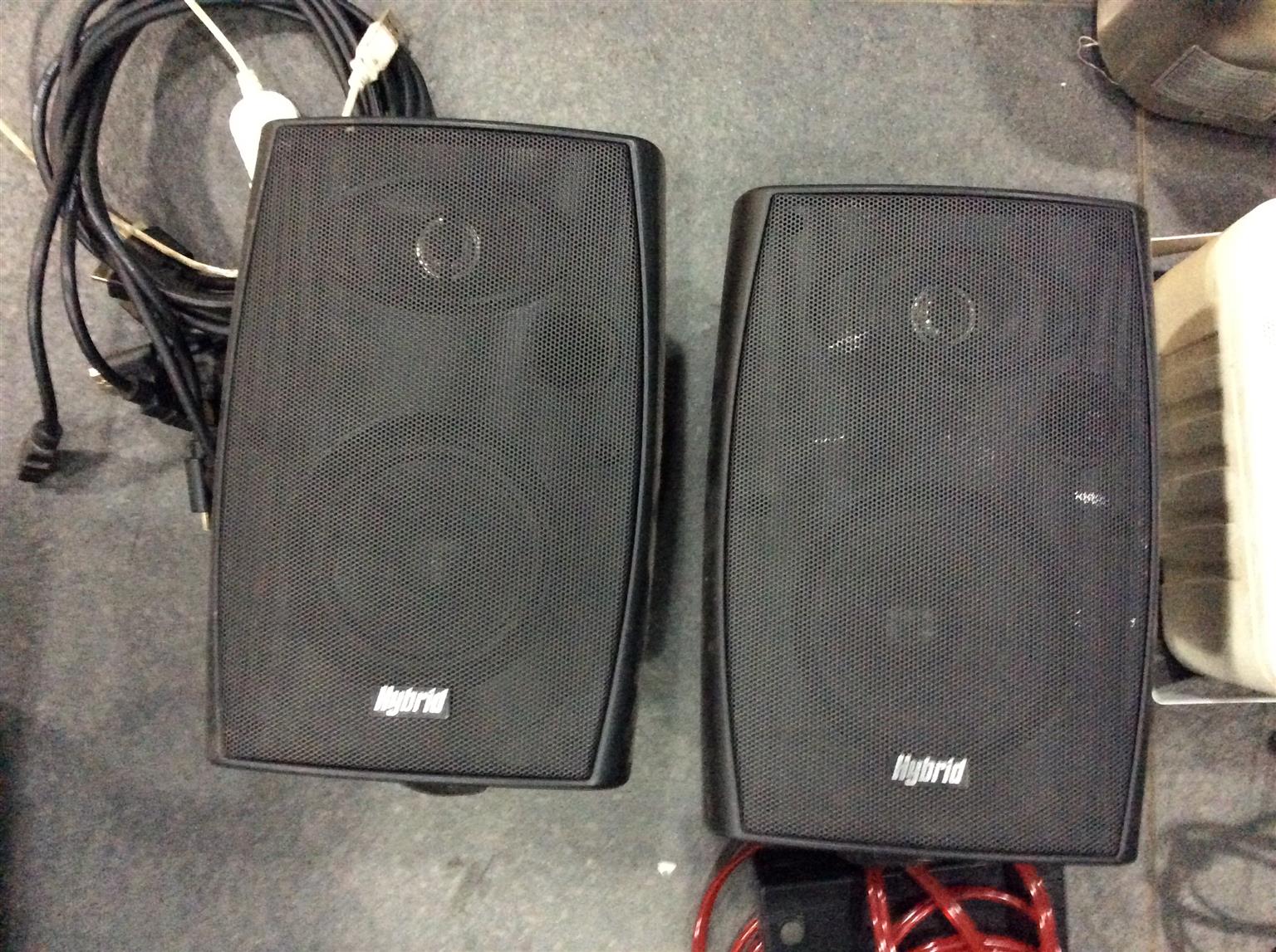 Hybrid Wall/Roof Mounted Speakers (Black) + Accessories – (Working)