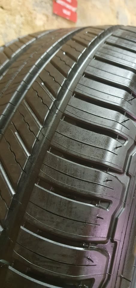 Michelin Primacy SUV 255/60/18 tire