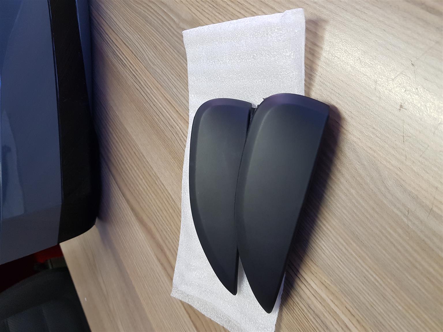 2018 RENUALT KWID DOOR HANDLE BRAND NEW AVAILABLE FOR SALE - Private Seller 2018 RENUALT KWID DOOR HANDLE BRAND NEW AVAILABLE FOR SALE - Private Seller