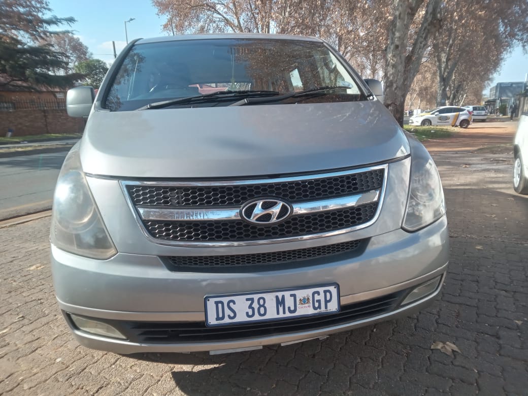 Used 2015 Hyundai H-1 H-1 2.5CRDi panel van auto - Private Seller Used 2015 Hyundai H-1 H-1 2.5CRDi panel van auto - Private Seller