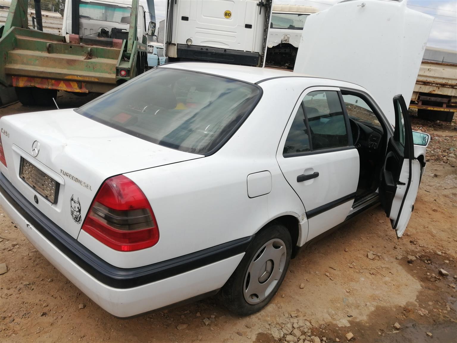 Stripping Mercedes Benz w202 for spares