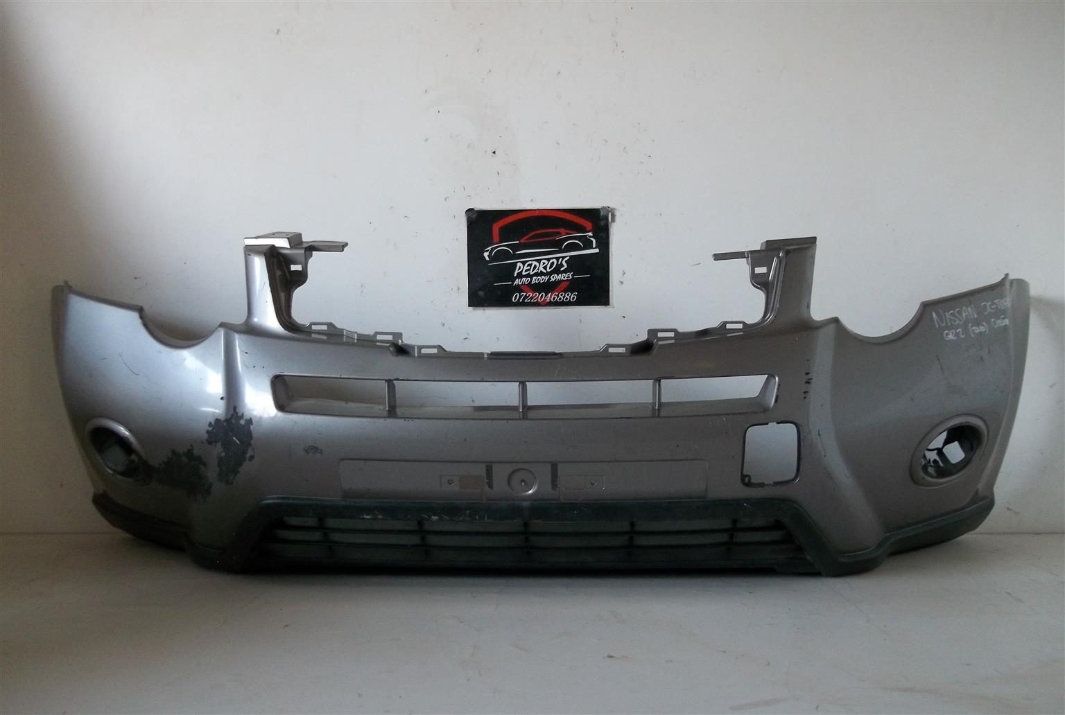 Nissan X-Trail '10 front bumper with lower grille - Private Seller Nissan X-Trail '10 front bumper with lower grille - Private Seller