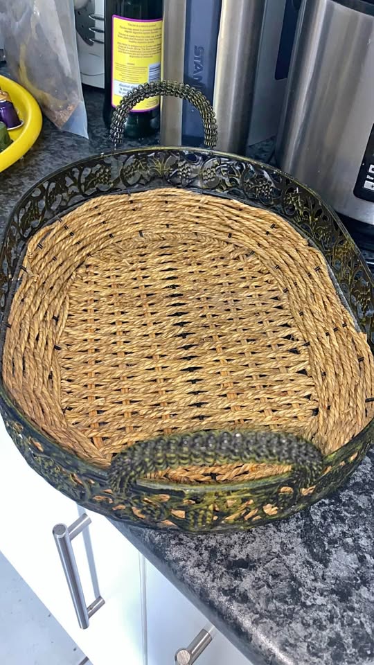 Vintage basket Vintage basket